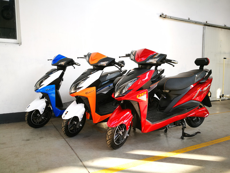 On sale 2400W Brushless Motor 30mph Electric Moped Bicycle