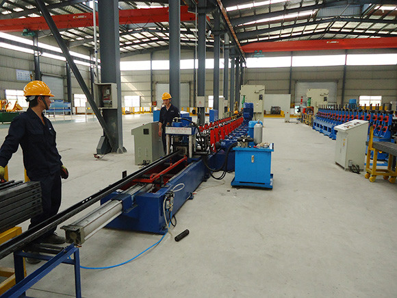 1.5-2.5mm Metal Solar Slotted Unistrut Channel Roll Forming Machine