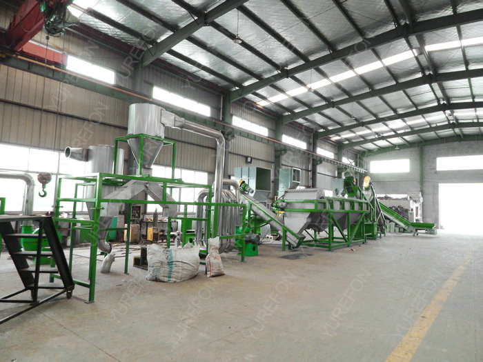SUS304 Polythene Bags Recycling Machines 1000 Kg / H With Oil Washing Hot Washer