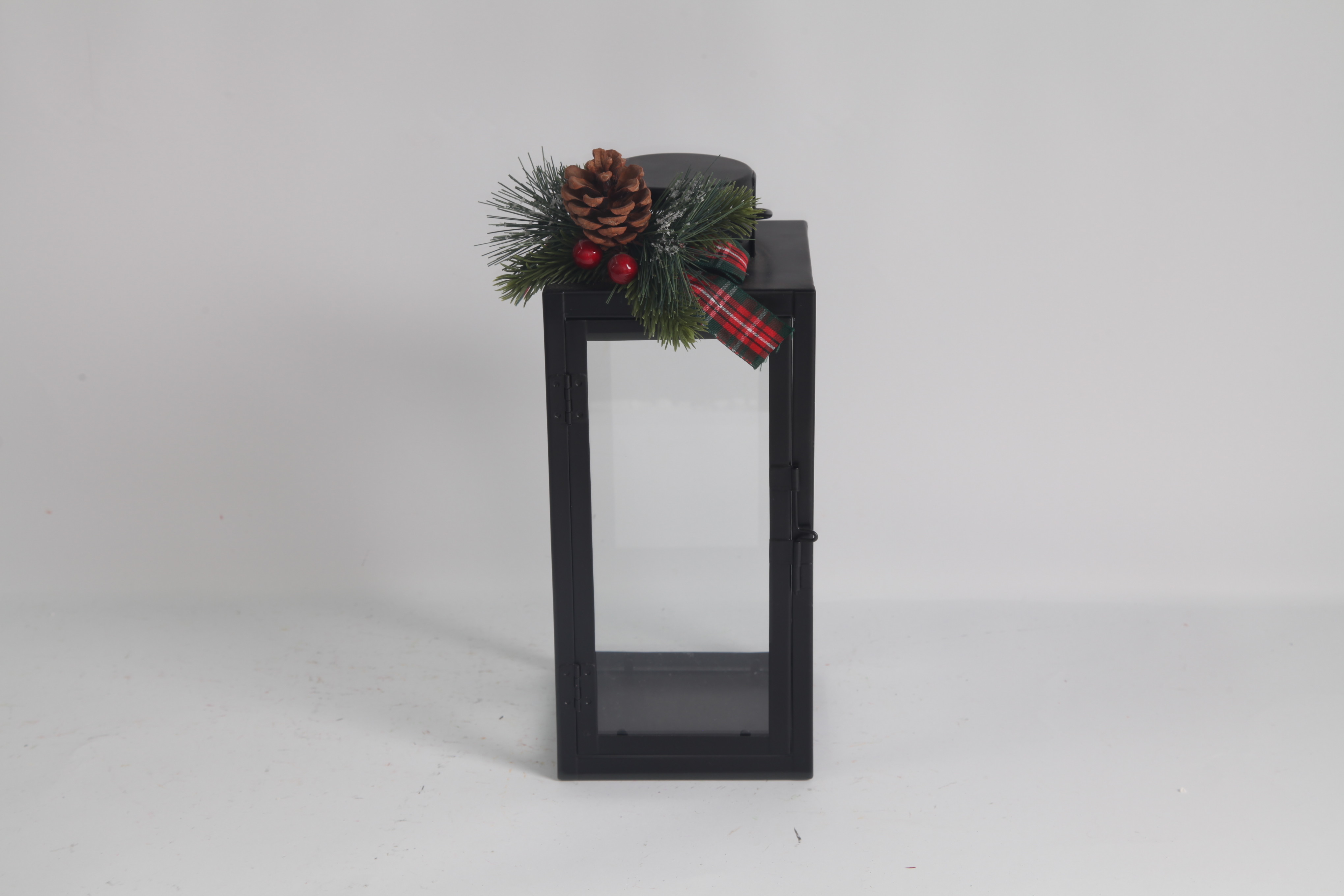 Charming Handcrafted Christmas Decorations For Winter Holiday Decor Black Candlestick Lantern