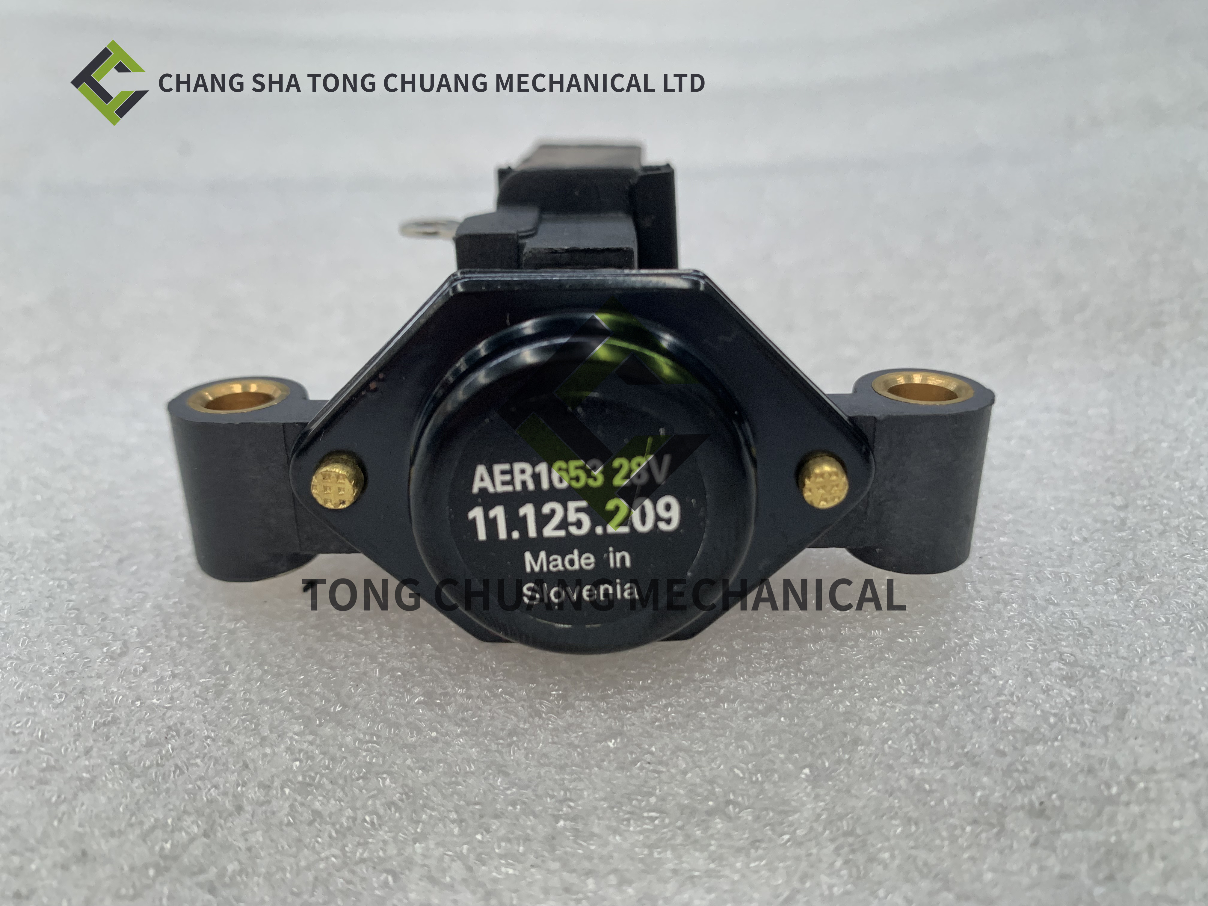 DEUTZ Generator voltage regulator New Voltage Regulator 11.125.209 AER1653 for Iskra 28V