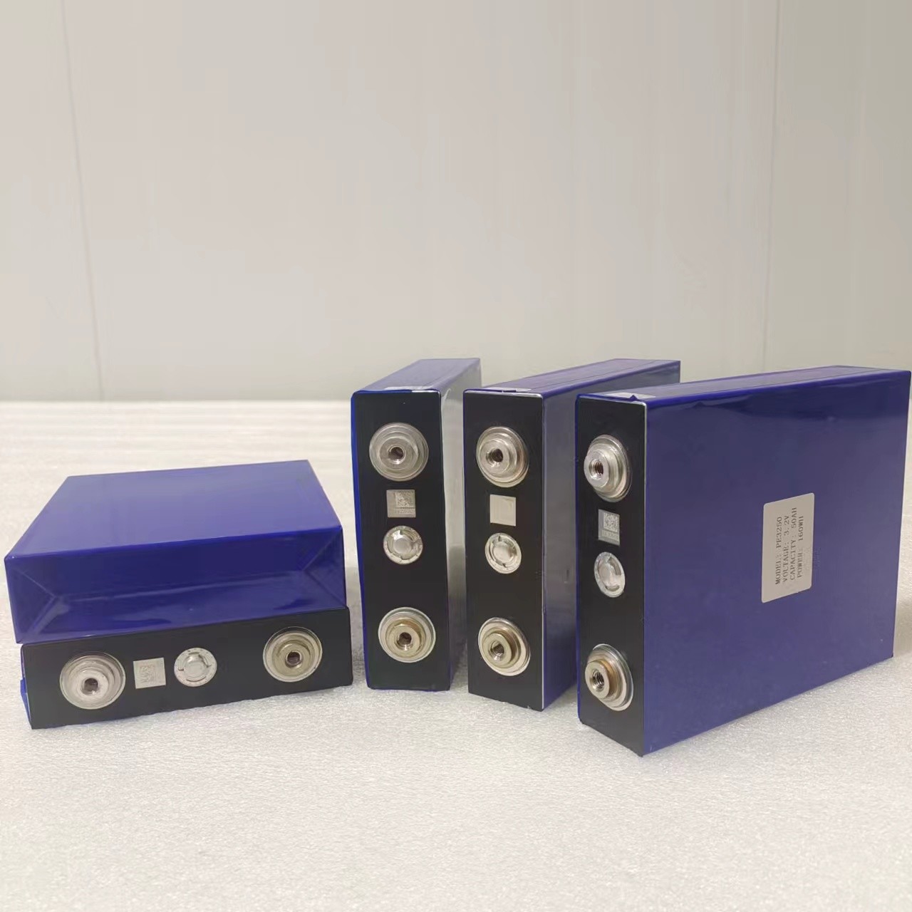 48V 200Ah Lifepo4 Rechargeable Battery Energy Storage Solar Power System For Sightseeing Cars