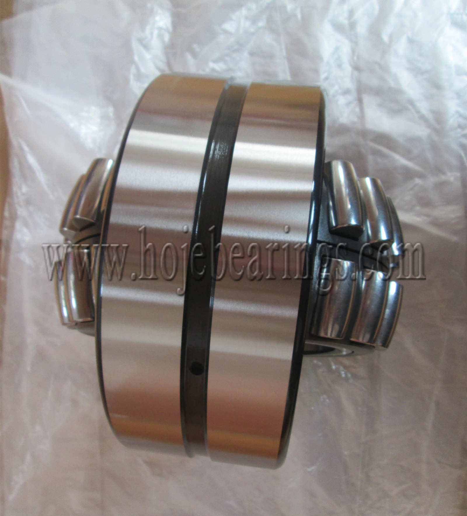Famous Brand Self-Aligning Spherical Roller Bearing 22313 22313 E/C3w33