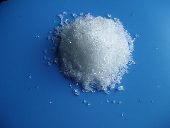 98 % Min Water Soluble Fertilizer Calcium Nitrate Crystals For Explosive