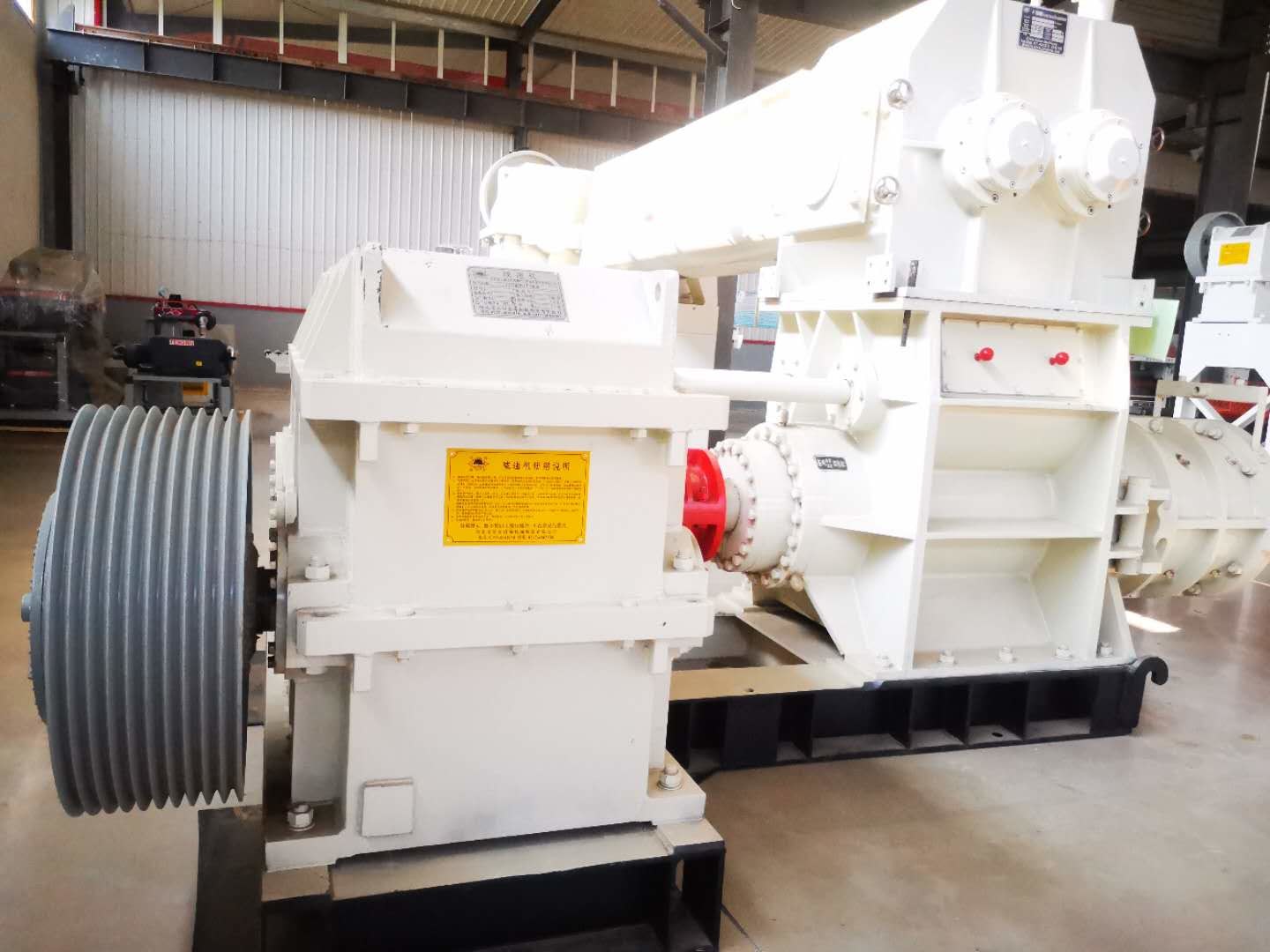 0.092mpa Two Stage Vacuum Automatic Clay Brick Making Machine 32000s Per Hour