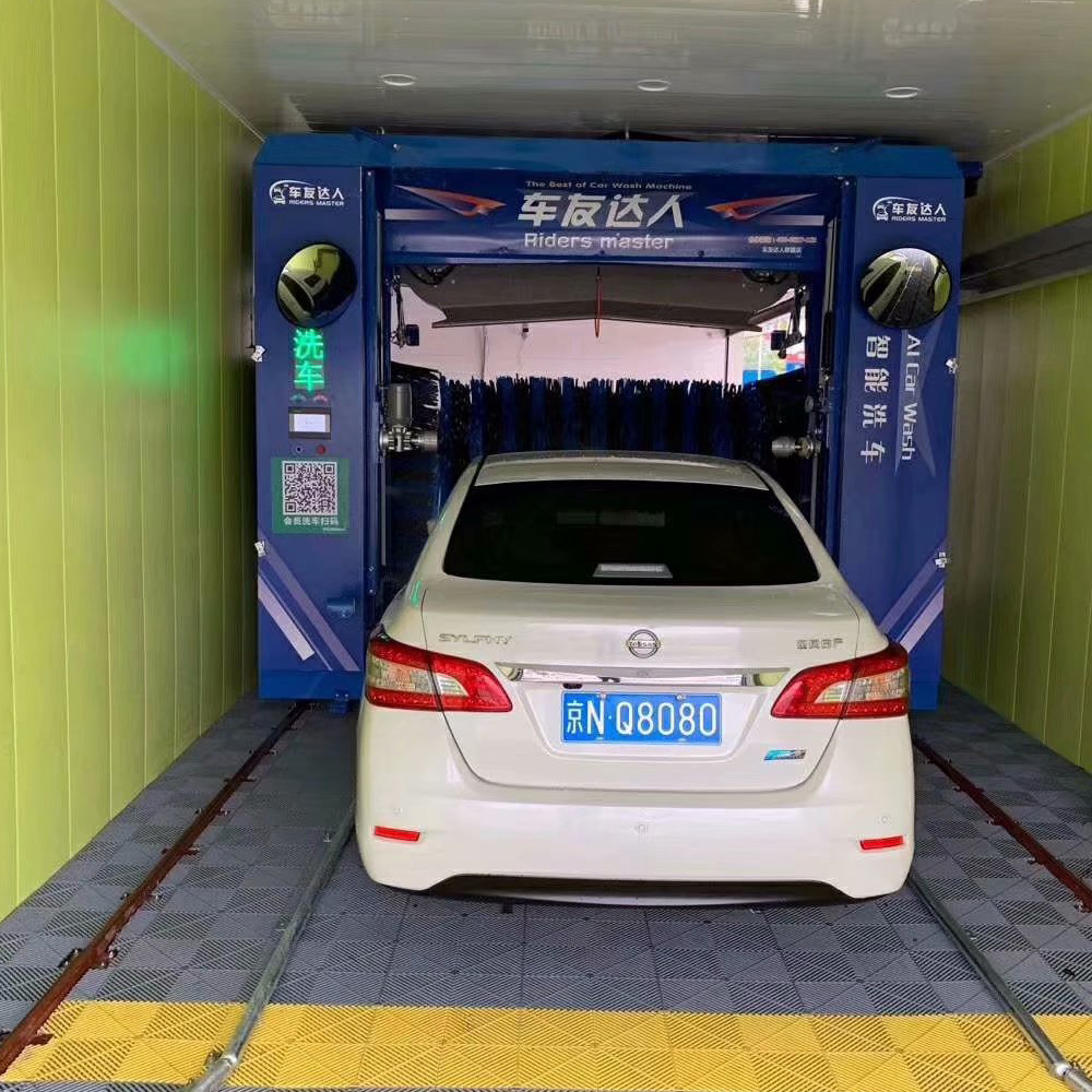 Mobile Car Washing Equipment With Hot Dip Galvanized Frame Five Brushes