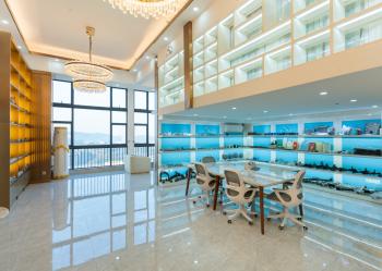 Guangzhou Yueyan Trading Co., Ltd.