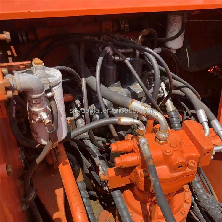 Used Doosan Excavator DH220Lc-7 with Original Hydraulic Cylinder and Good Cab Sealing