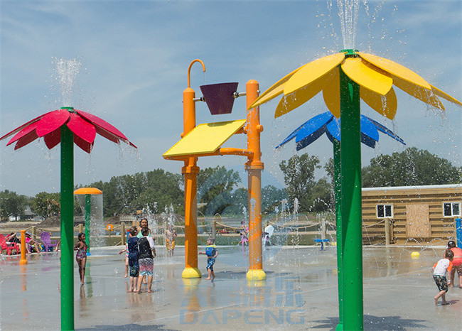 Aqua Park Water Splash Pad Colorful Flower Style Water Park Fountain 3.0m Height