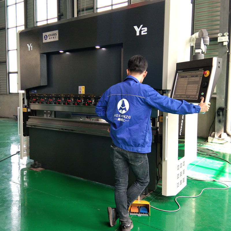 Holland Delem DA66T 6 + 1 Axis CNC Hydraulic Press Brakes Machine For Electrical Cabinet
