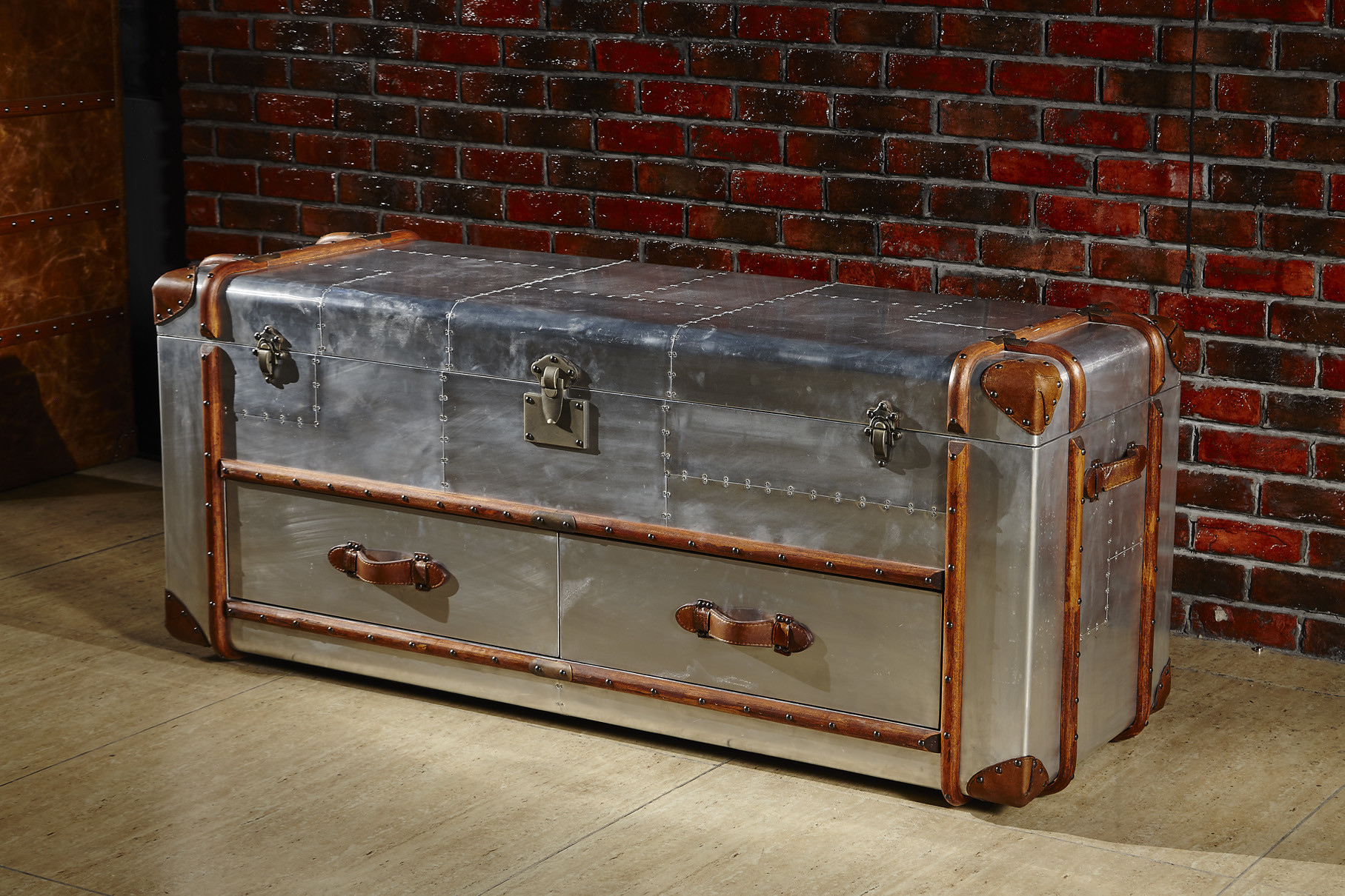 Retro Vintage Leather Storage Trunk Aluminium Sheet Lifted Cover 2 Drawers For Office