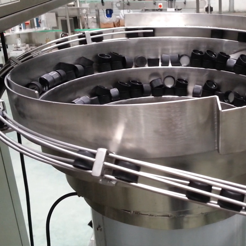 Electric Automatic Filling and Capping Machine for Sunflower Soybean Corn Oil 2000bph