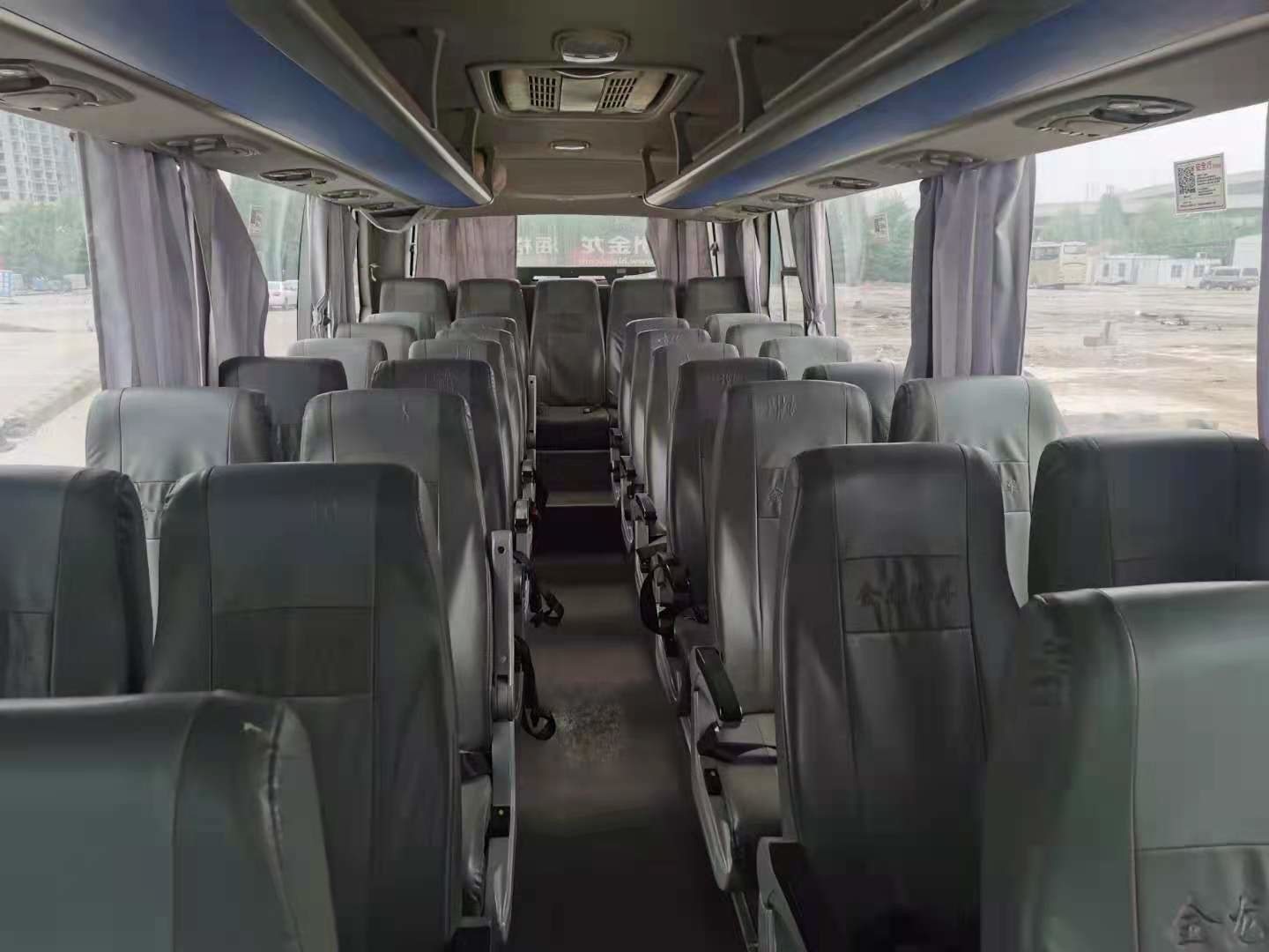 Used Higer Bus KLQ6808 35 Seats Yuchai Rear Engine 140kw Used Coach Bus Steel Chassis Low Kilometer