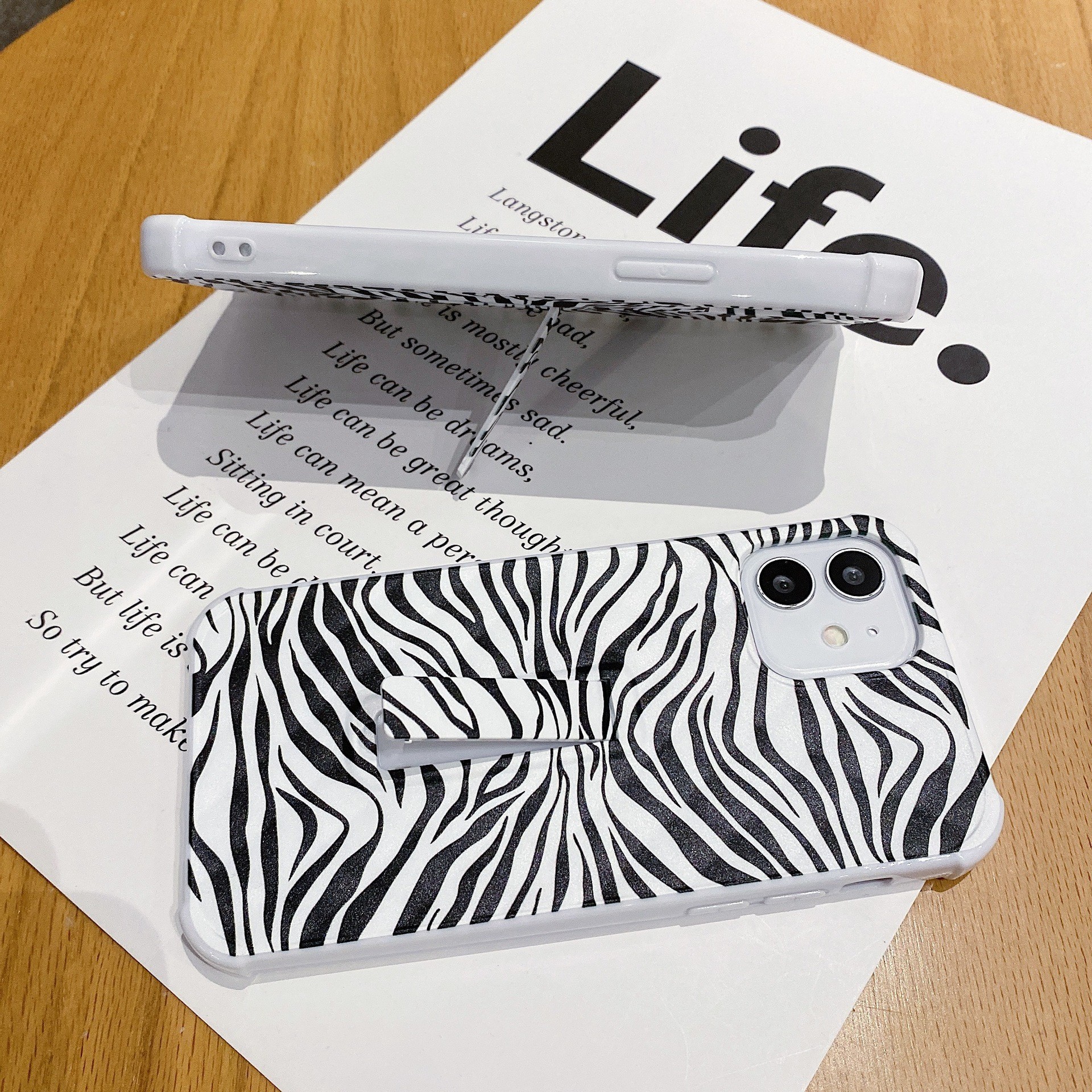 Shock Free TPU Material Mobile Case Rugged Corners Built In Stand Zebra Look