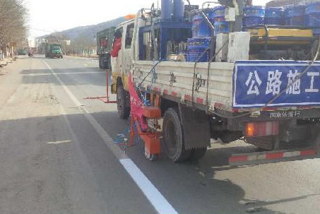 15PS Diesel Engine Truck Mounted Road Marking Machine 20L/Min X 2
