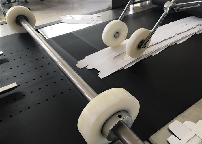 PET / PE / PVC Film Window Patching Machine With Bottom Friction Box Feeder