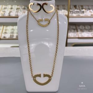 Buy cheap Trendy Horseshoe Buckle Stainless Steel Jewelry Set 18k Gold Plated Necklace Bracelet product