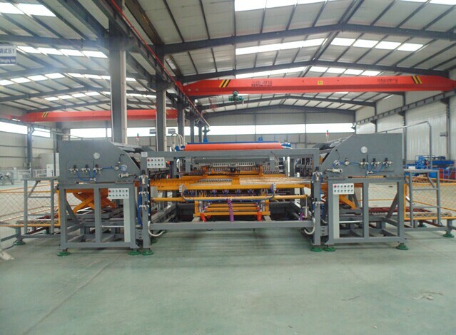 Automatic 3-6mm Electric Welding Machine 3D Fence With Bending