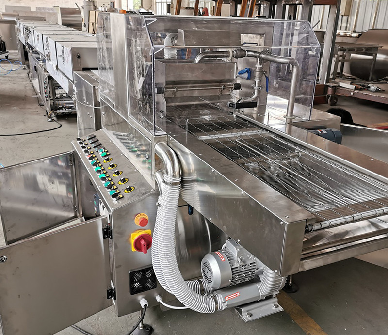 stainless steel Chocolate Enrobing Machine High Efficiency For Factory use