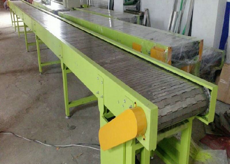 SUS304 Conveyor Wire Belt / Flat Top Chain 1KW 220V For Transport
