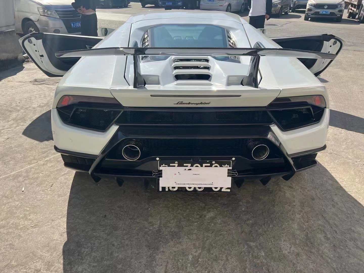For Lamborghini LP580 LP610 Carbon Fiber Body Kit LP580 LP610 Upgraded LP640-style Front and Rear Bumper Spoiler Hood