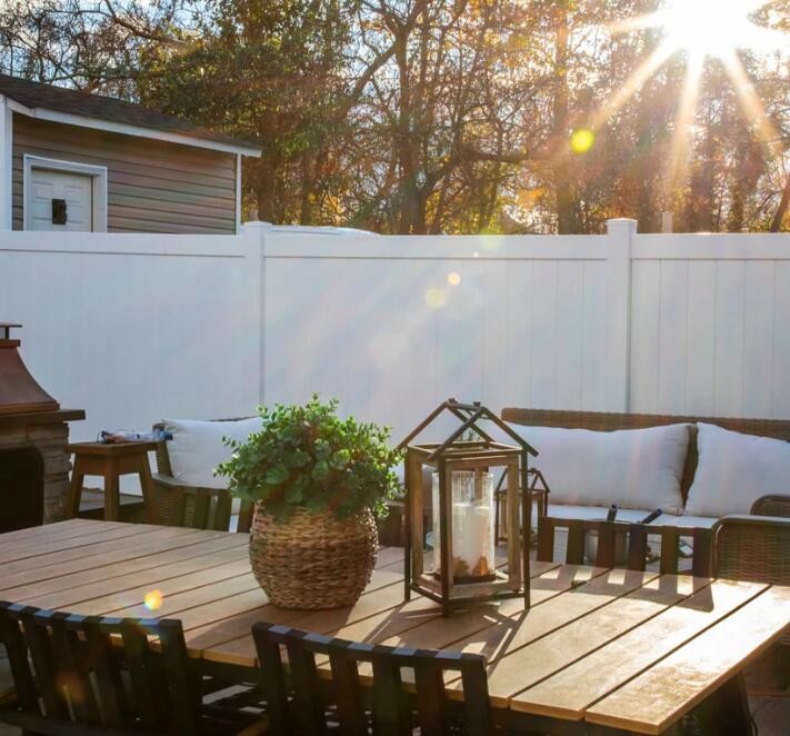 White Plastic PVC Vinyl Privacy Fence Panels Environmentally Friendly