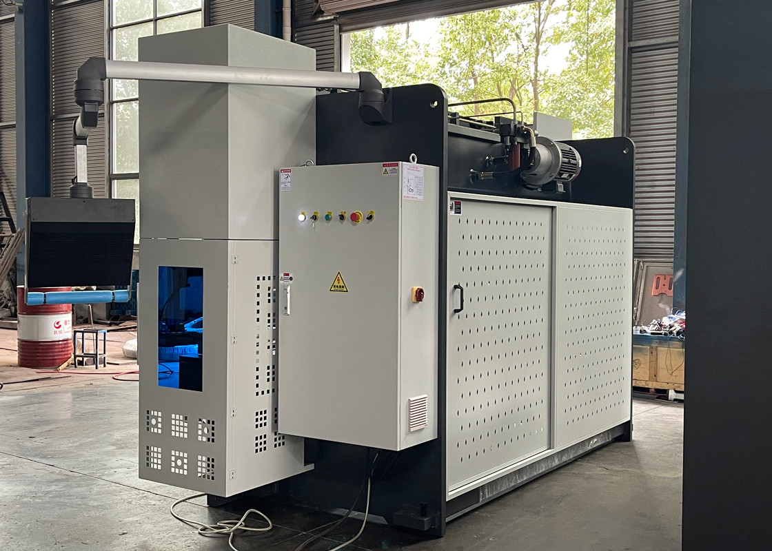 CNC Sheet Bender Hydraulic CNC Press Brake 6+1 Axis DA66T Controller