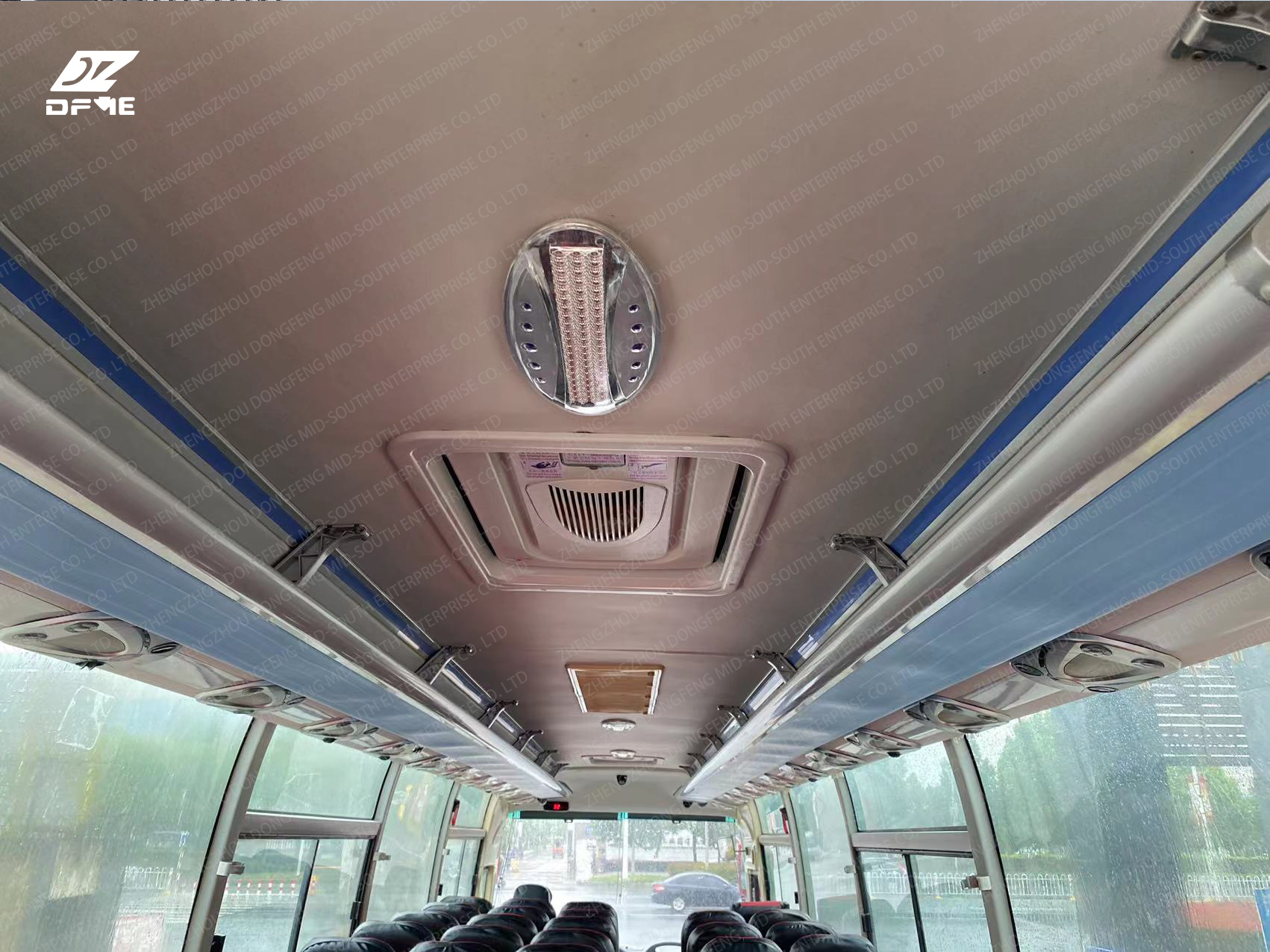 Luxury Coach Bus 53 Seater Front Engine Used Buses with LHD Drive Type and Performance