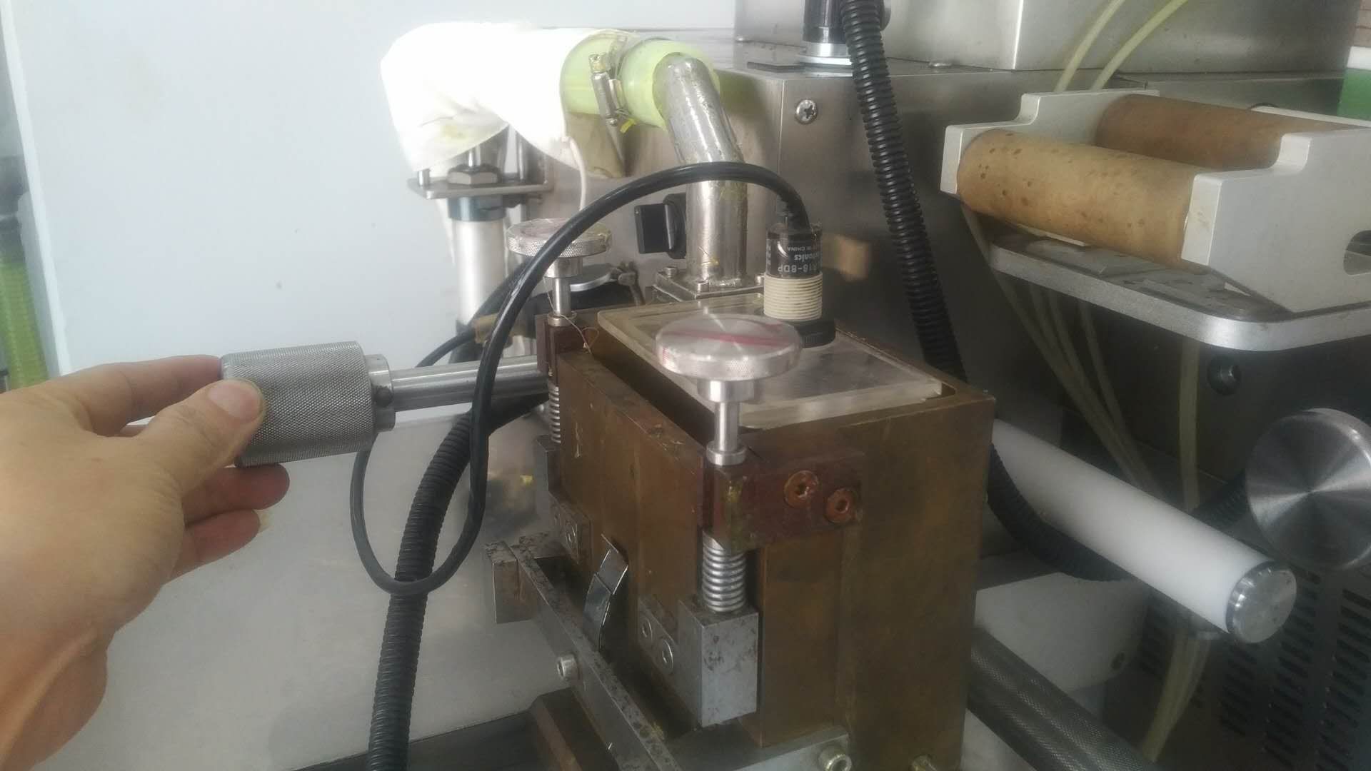 Small Start Fish Oil 12000pcs/H Softgel Encapsulation Machine