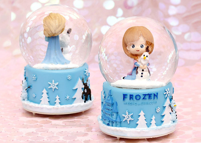 Transparent Crystal Home Decorations Crafts , Rotating Crystal Ball Music Box