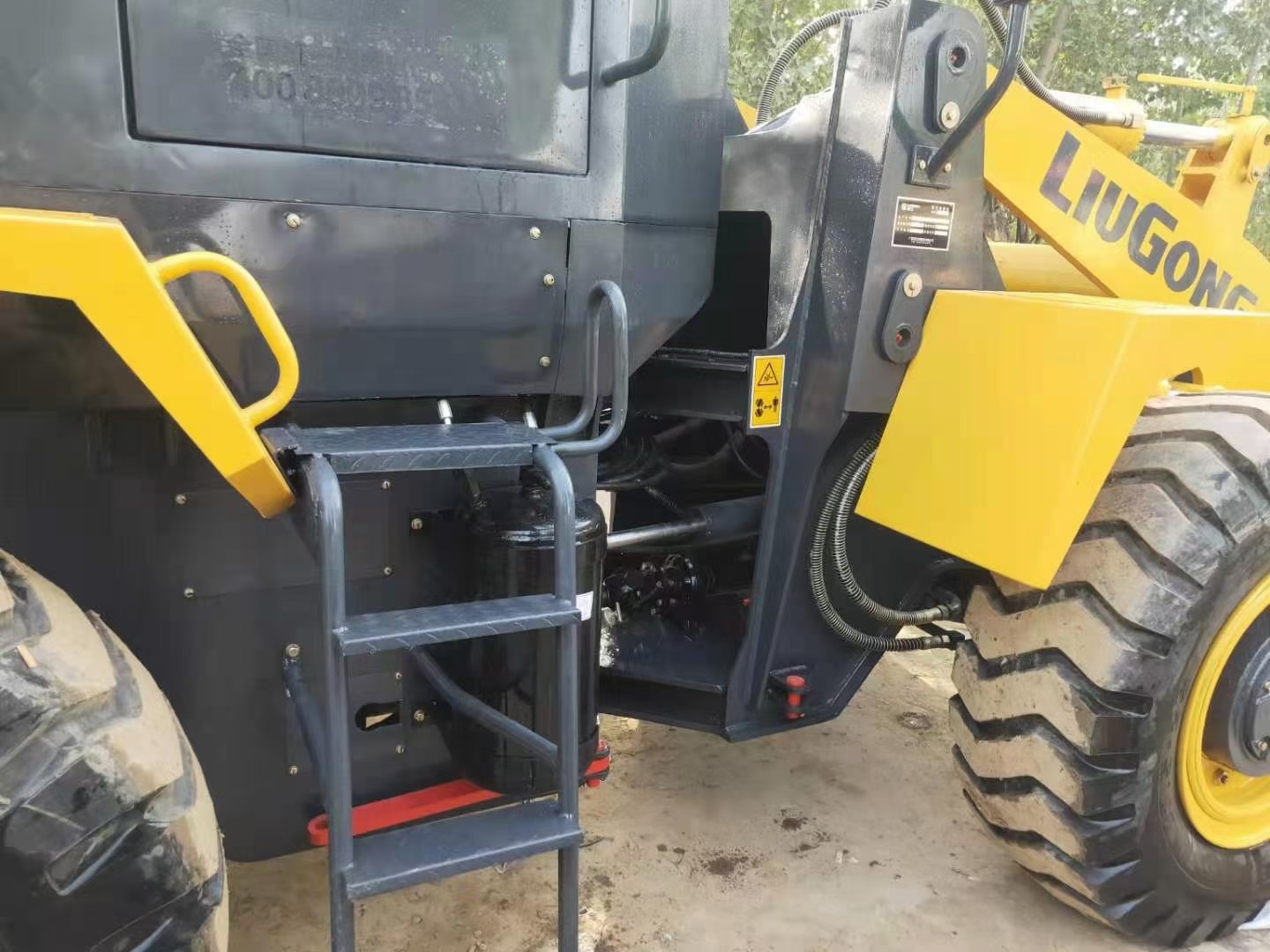Liugong 833 10 Ton 1.7m3 Second Hand Wheel Loaders