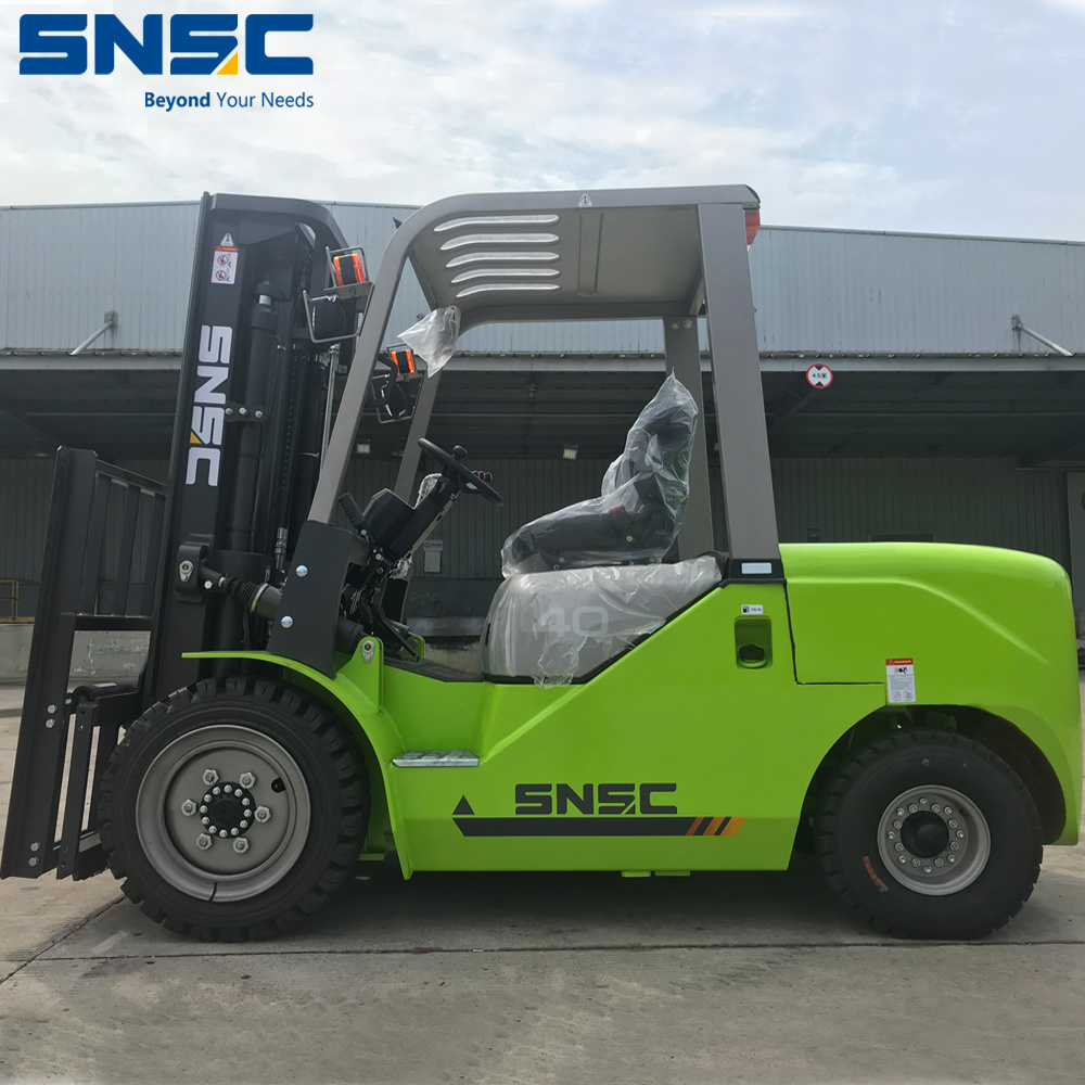 4t Diesel Powered Forklift Made in China
