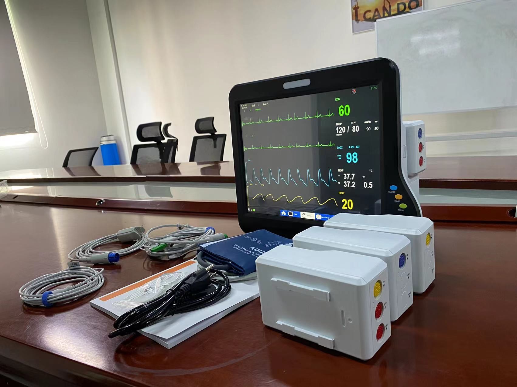 15" Multi Parameter Modular Patient Monitor Anti ESU Anti Defibrillator
