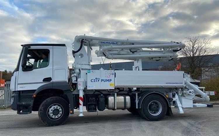 Second Hand Customized Concrete Pump Truck 700L