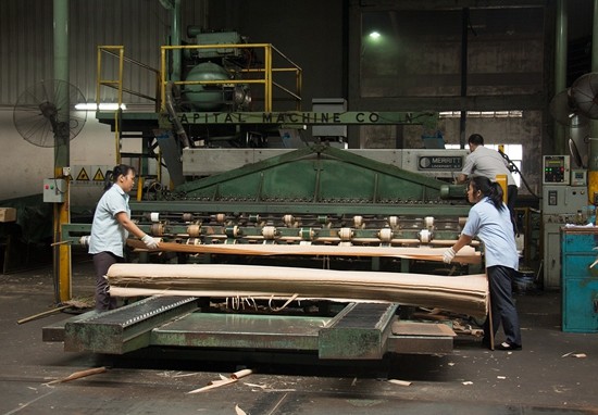Fancy Basswood Plywood Sheet With E0 / E1 Environmental Protection Grade