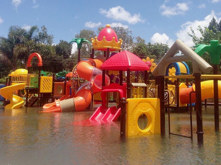 Security Wooden Playground Equipment Yst151015-1 Two Years Warranty