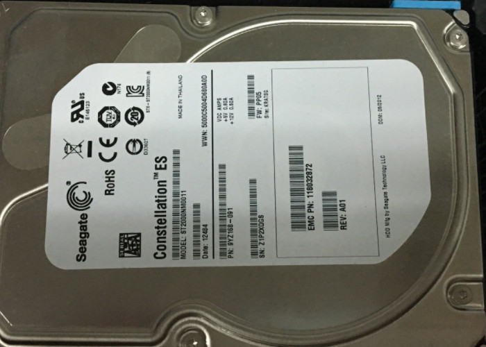 005049612 2TB 7.2K Seagate Hard Disk 2/4Gbps SATA VMX-SA07-020 1 Year Warranty