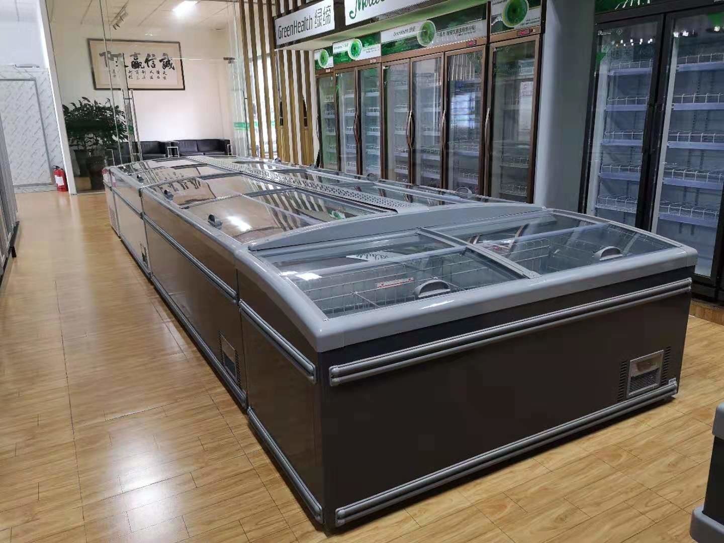 2.5m Gray Color Commercial Display Freezer With Tempered Glass 1040L Capacity