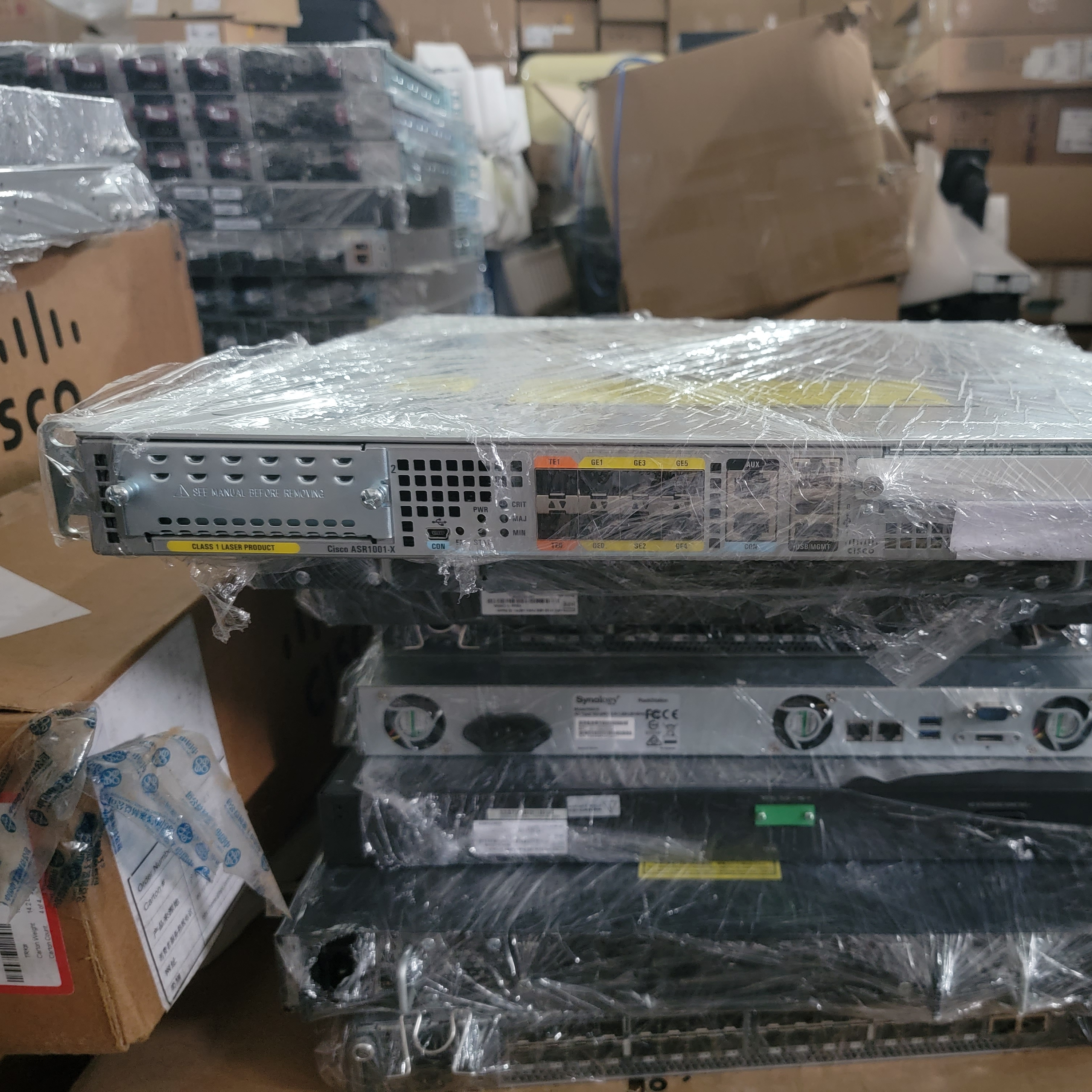 ASR1001-X Gigabit Ethernet Router 6 SFP 2 SFP Ports For Optimal WAN Connectivity