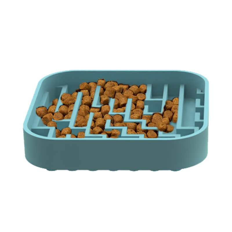 Custom Cute labyrinth maze Pattern silicon Pet Dog Food Feeding Mat Silicone Slow Feeder Licking Pad