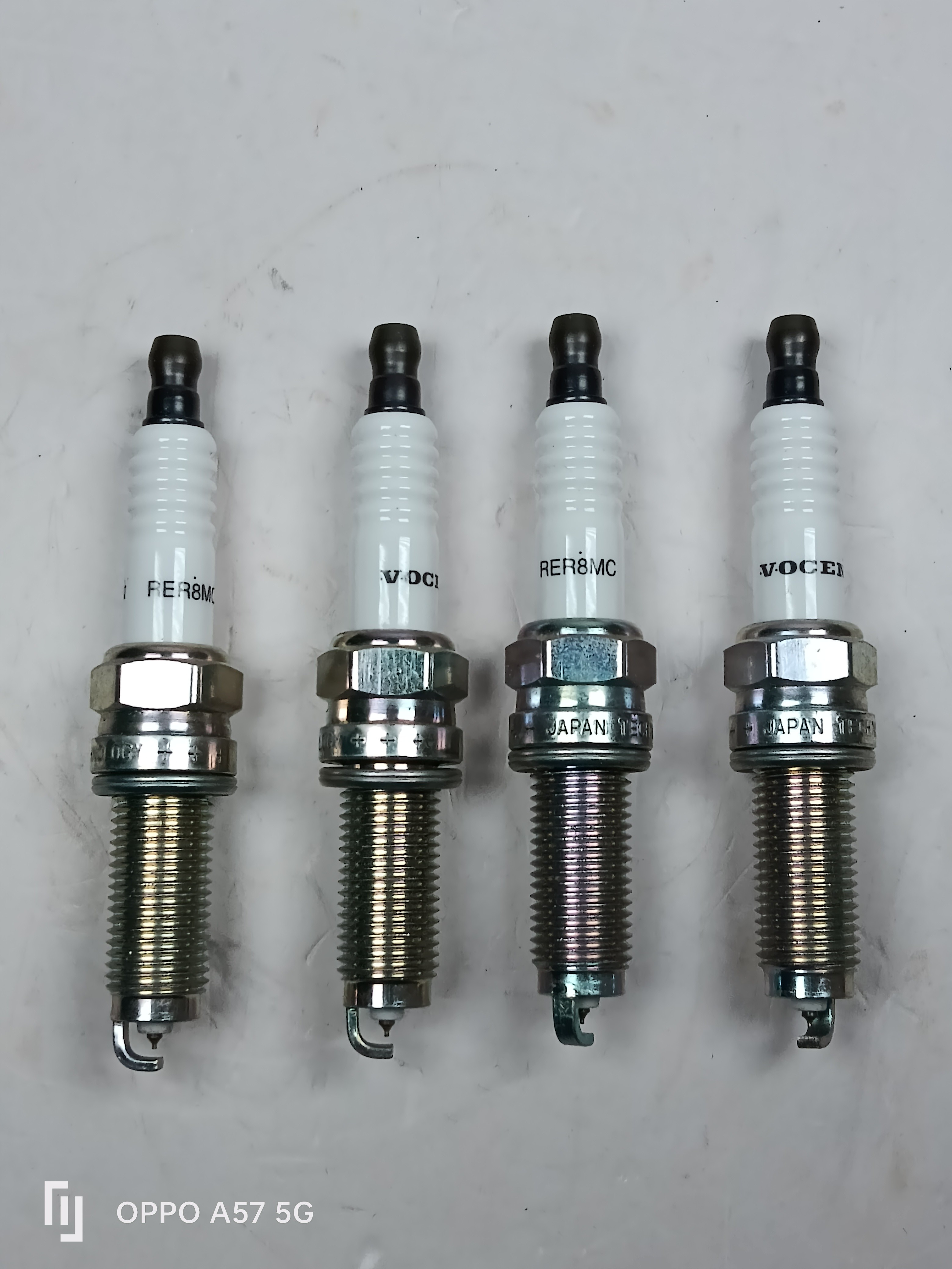 18846-11070 Auto Spark Plugs 4Pcs For HYUNDAI ELANTRA SANTA FE KIA FORTE SOUL