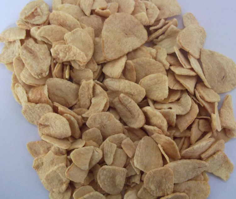 Yellowish Natural Delicious Fried Garlic Flakes