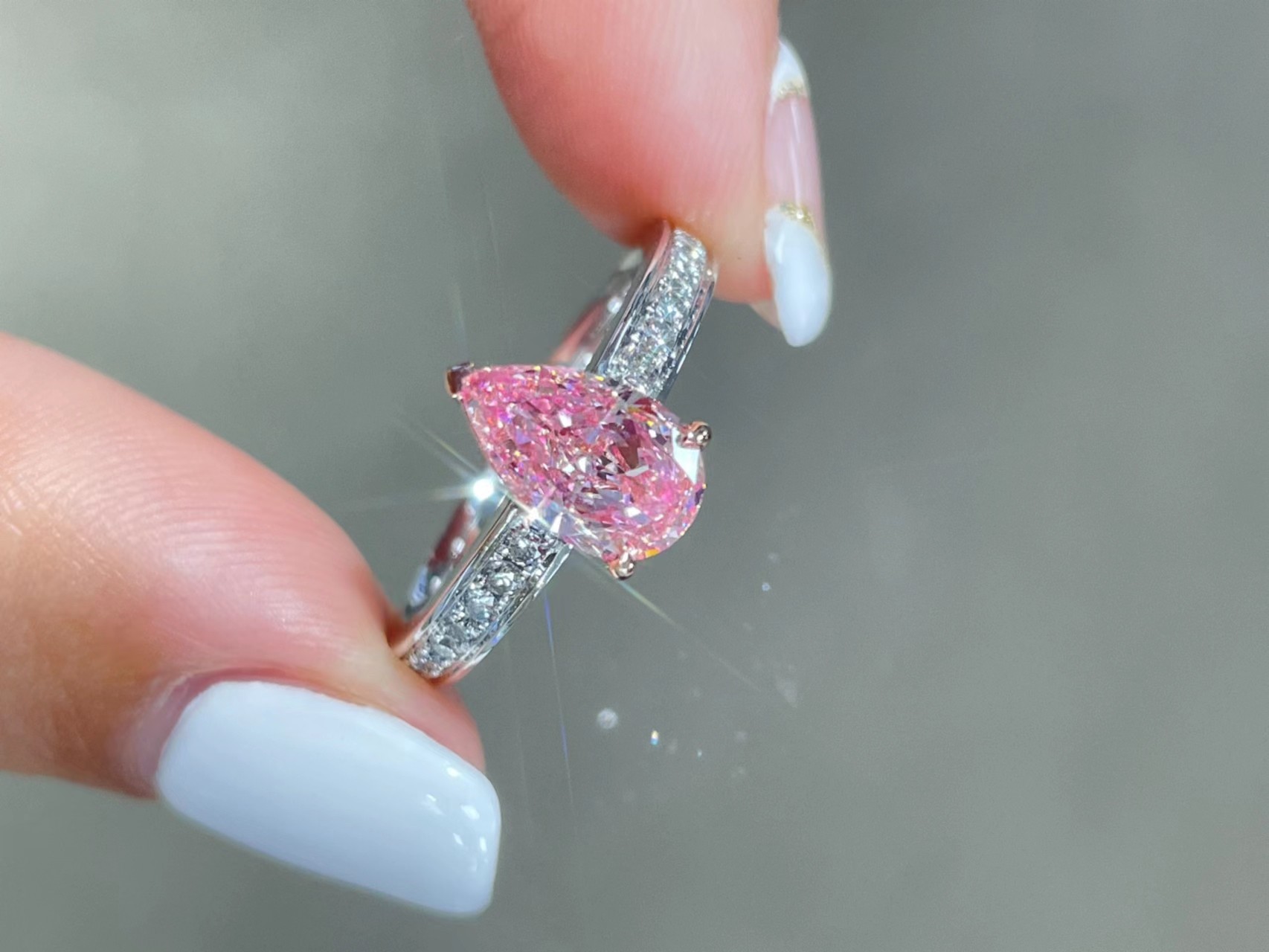 1.5ct Pear Shape Synthetic Diamond Rings Artificial