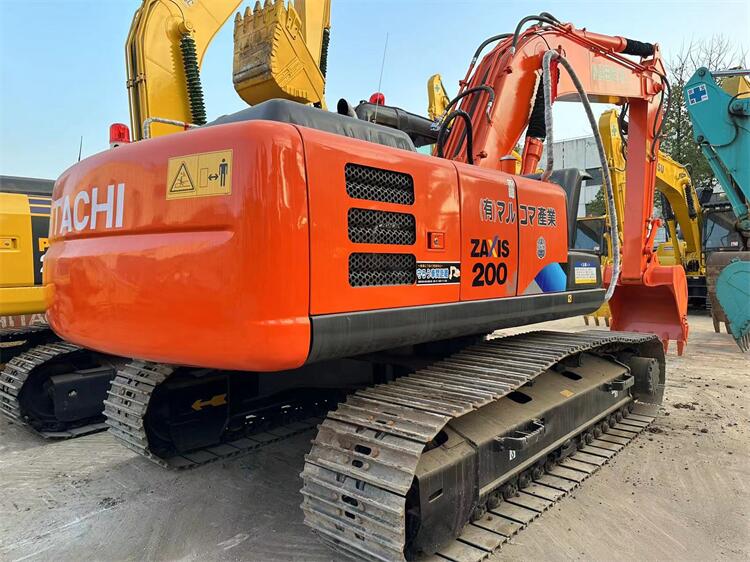 Used Hitachi Zx200 Excavator Japan Original Working Hours 810 Hydraulic Valve Original