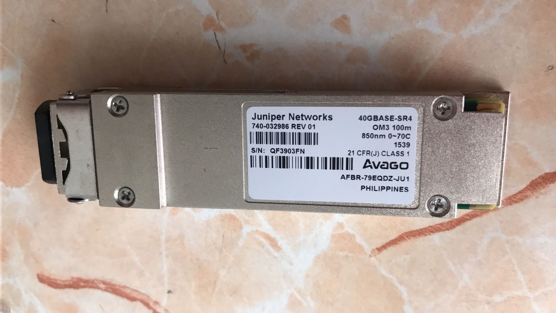 Juniper Networks SFP Transceiver Module 40GASE-SR4 OM3 100m 850nm Juniper 40G QSFP