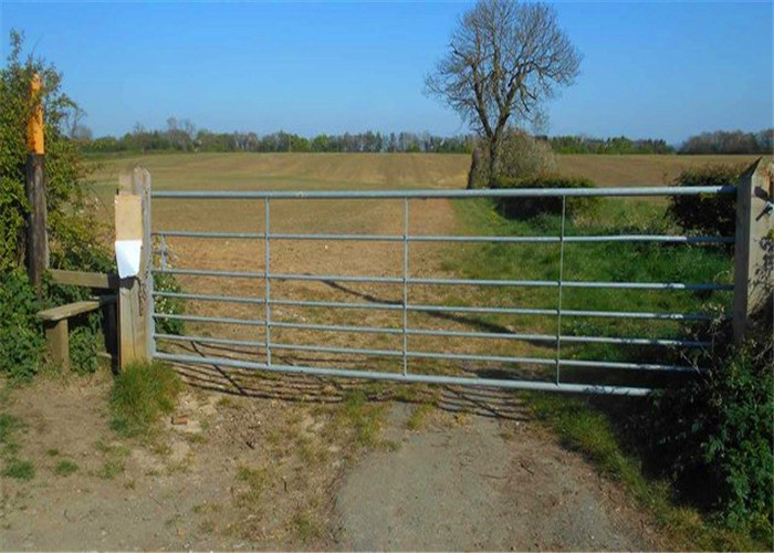 Galvanized 1.2mm Driveway Farm Gate Metal Agricultural With Hingle