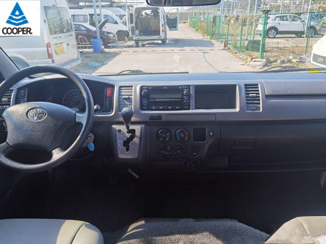 2010 Year 13 Seats Gasoline Toyota Hiace Used Mini Bus