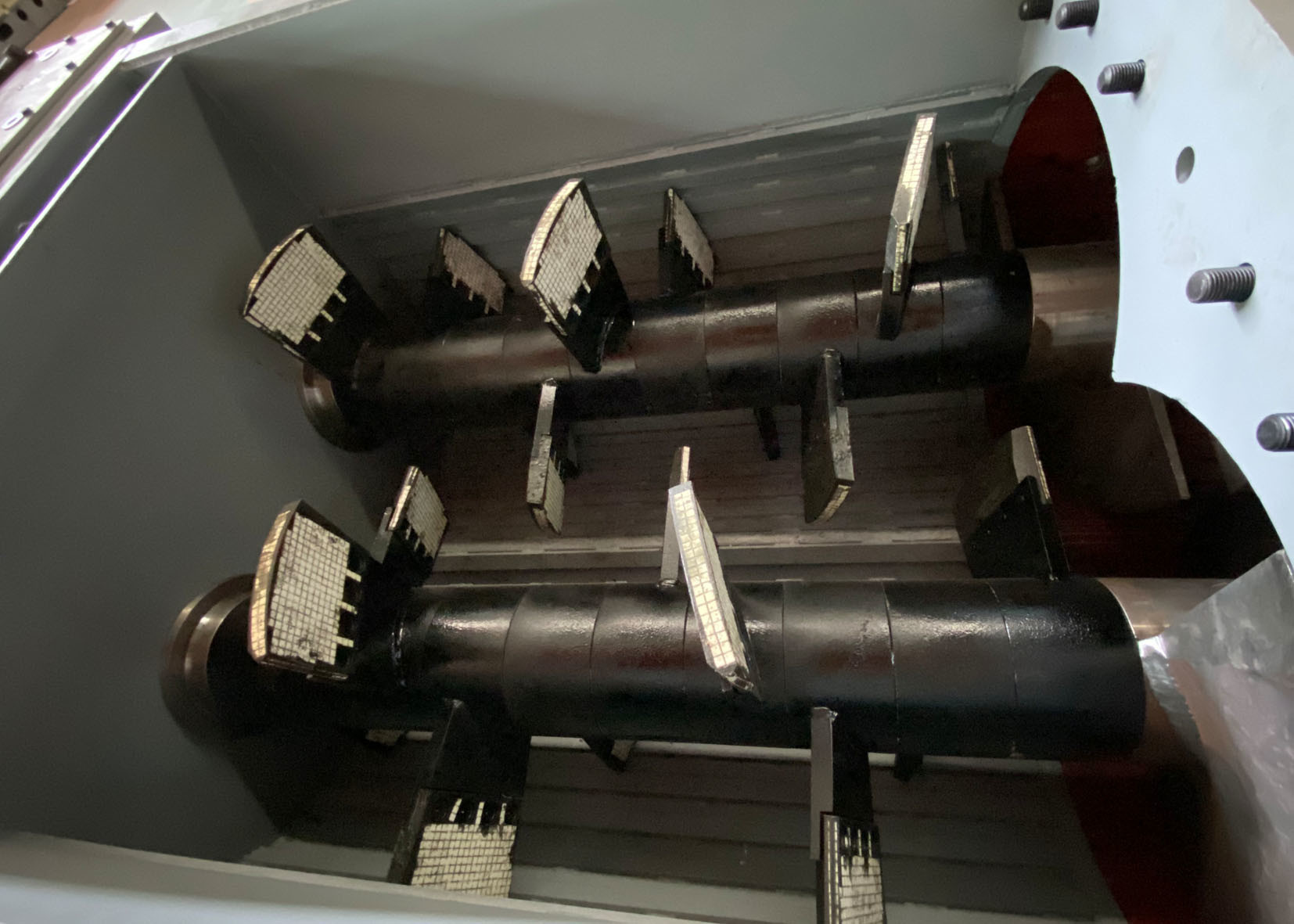 New Type Crusher Mixing Front Grid Mixing Extruding Machinery For Clay Brick Factory