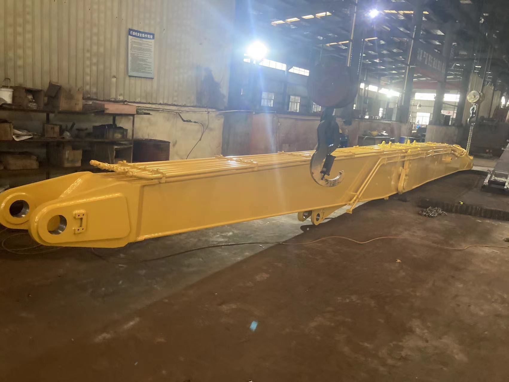 Low Price 28m Long Reach Demolition Boom Q355B BS700 Material Fit PC500 CAT320 ZX420 SK320