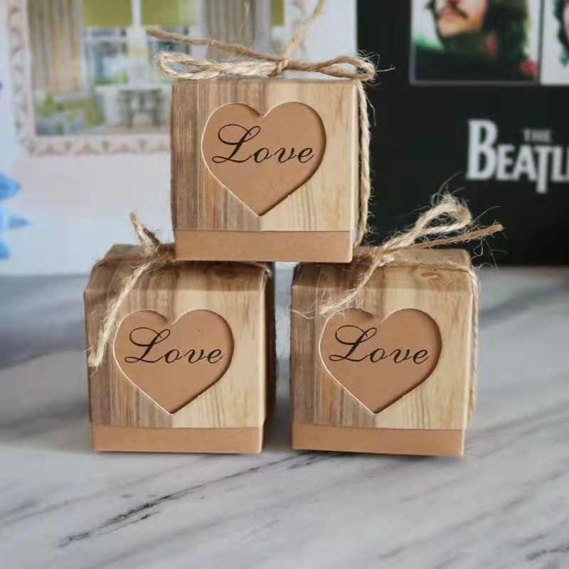 Laser Cut Heart Wedding Paper Box 5x5x5cm Birthday Party Favor Boxes